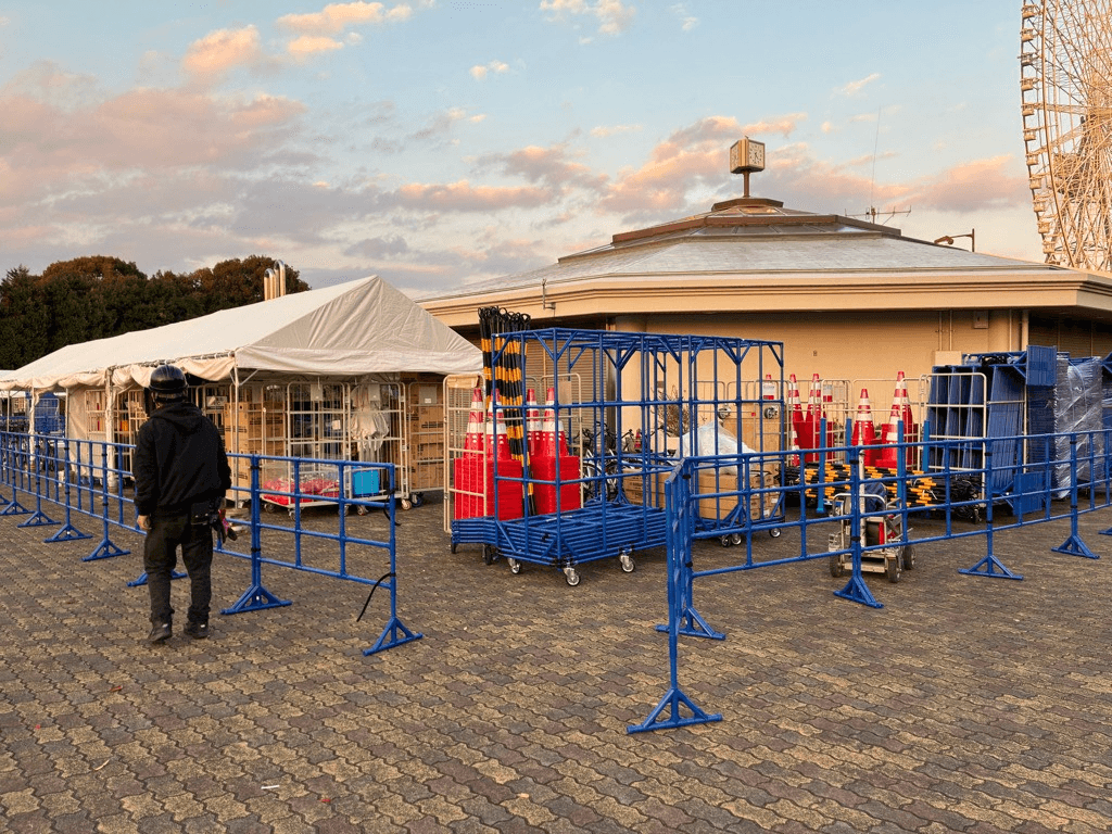 Event Fence and transport carts used at an event in Japan