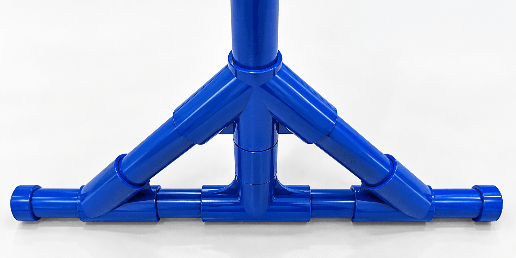 Event Fence rotating foot with triangular support structure